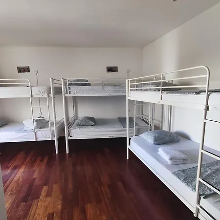 Sir Manuel - Unidade Sao Vicente Penzion Braga